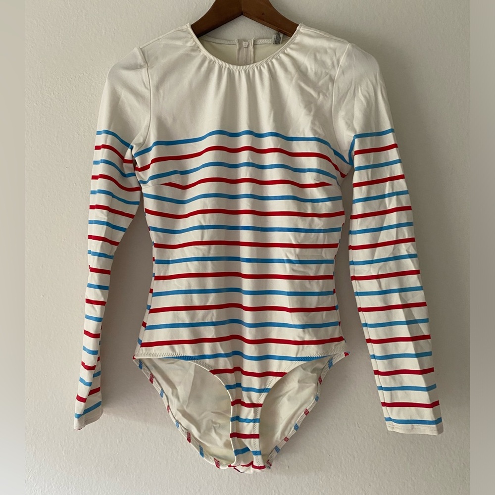 Solid & Striped long sleeve rash guard M